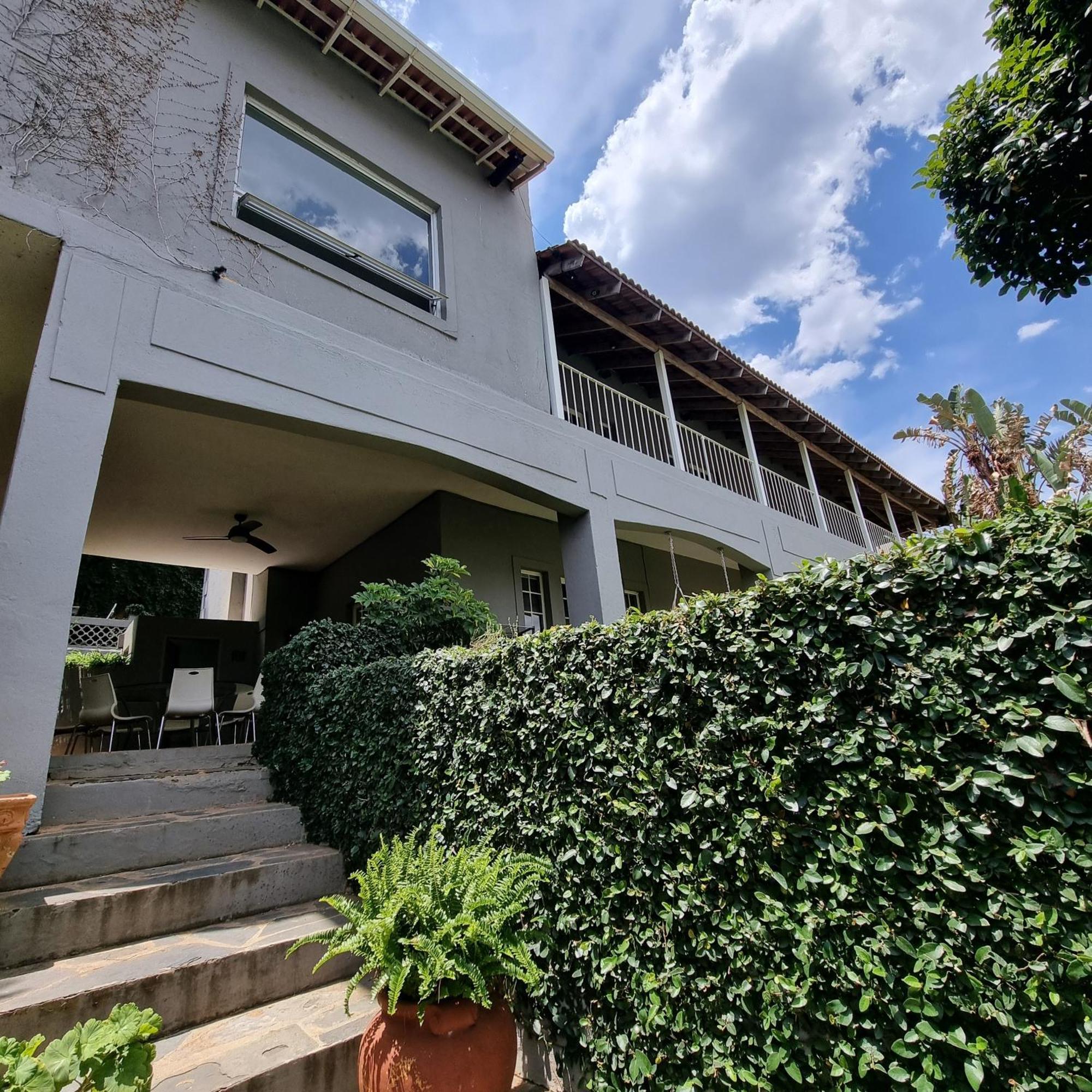 Villa Ekhaya Hartbeespoort Exterior foto